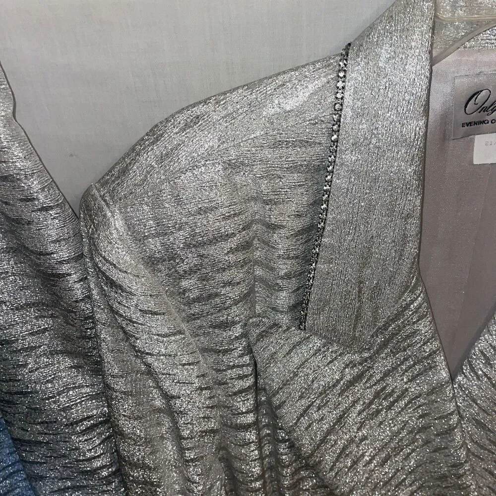 Only You Women’s Skirt Suit Size 22 Sliver Sparkle Business Formal City